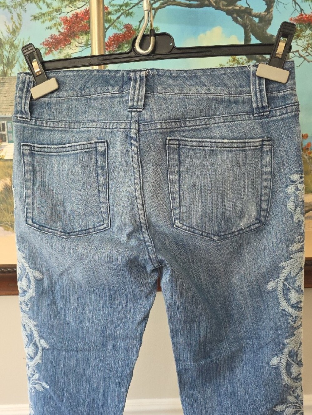 White House Black Market Blue Embroidered Cropped Jeans - Picture 10 of 10